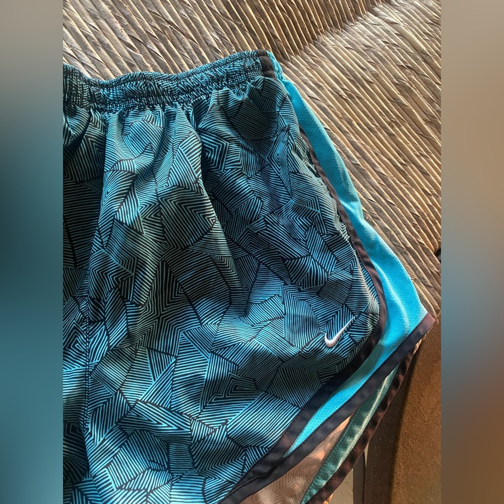 BLUE NIKE SHORTS